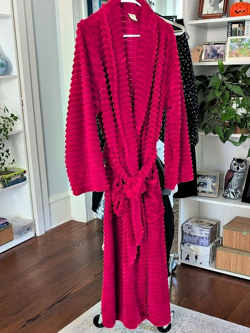 Soma Plush Long Robe Textured Red L/XL